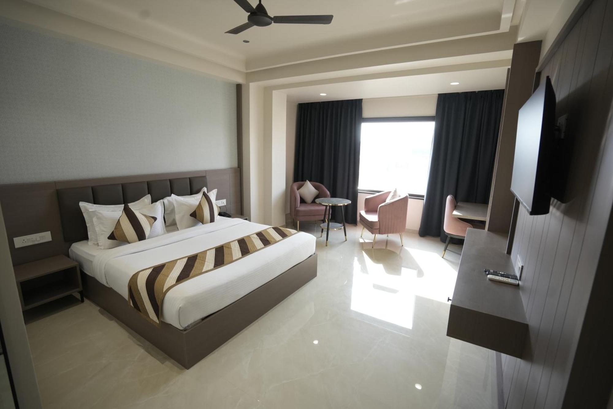 Hotel Shree Ji Inn Кишангарх Экстерьер фото