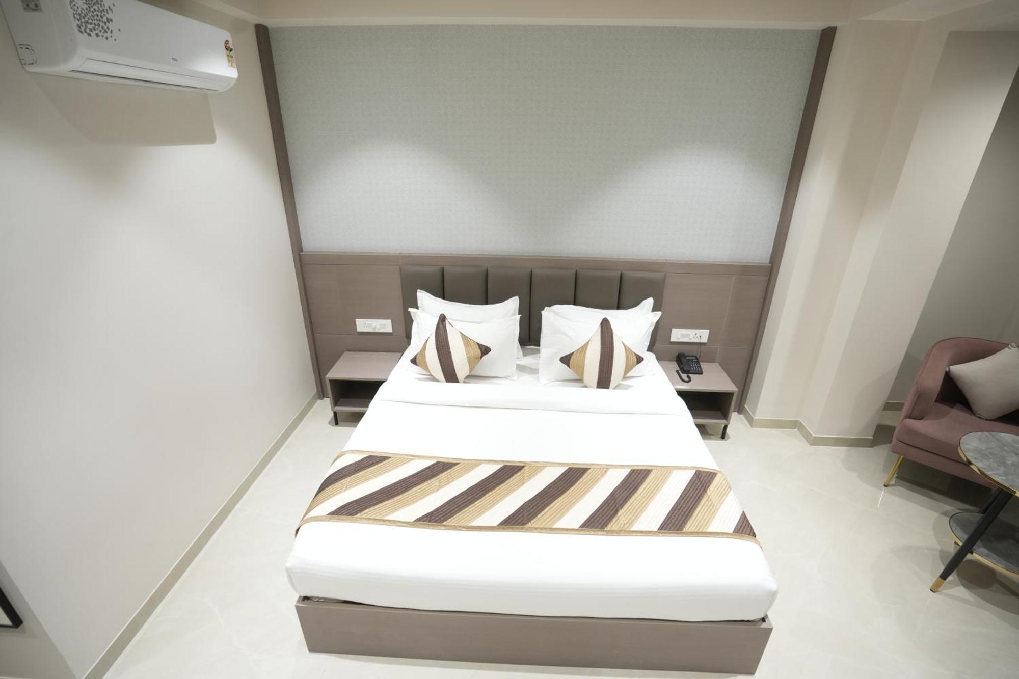 Hotel Shree Ji Inn Кишангарх Экстерьер фото