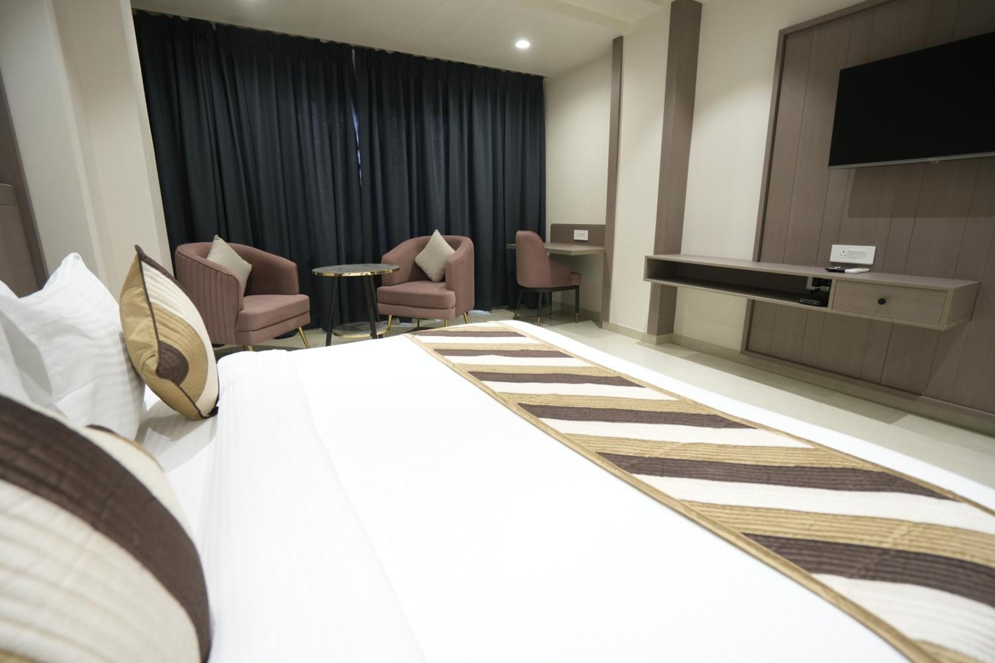 Hotel Shree Ji Inn Кишангарх Экстерьер фото